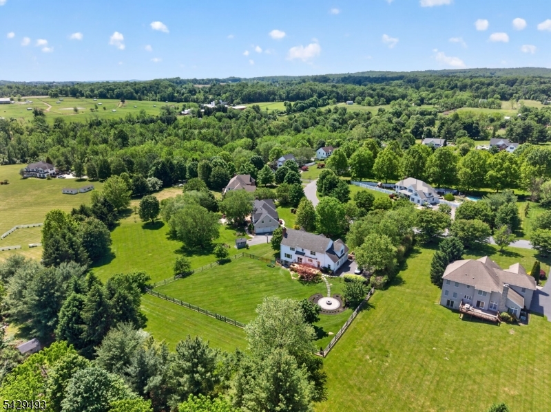 38 Grove Farm Road Pittstown, NJ 08867 - Photo 38 of 46