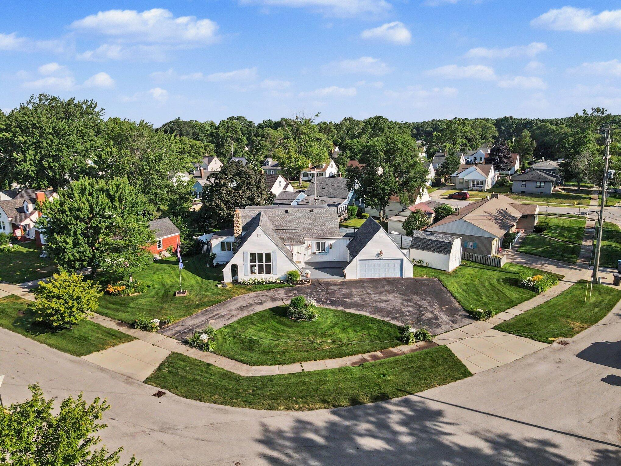 2933 Dawes Road Muskegon, MI 49441 - Photo 66 of 77 068_dji_0215_999