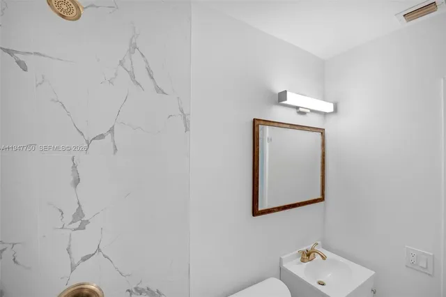 $2,600 | 2530 Southwest 16th Terrace, Unit 1, Miami, FL 33145