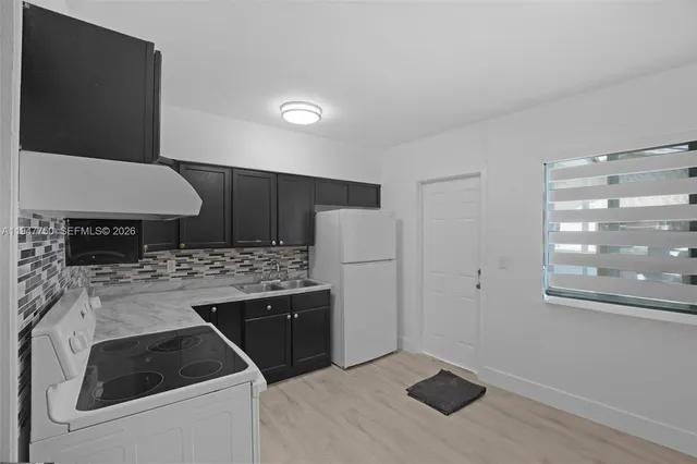 $2,600 | 2530 Southwest 16th Terrace, Unit 1, Miami, FL 33145