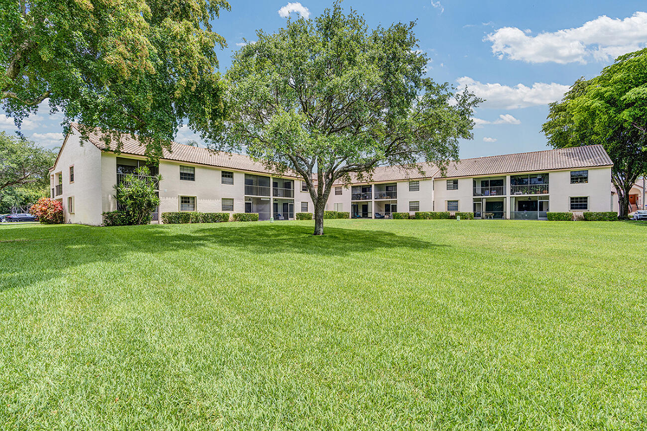 3191 Leewood Terrace, Unit L138 Boca Raton, FL 33431 - Photo 29 of 46 Building View