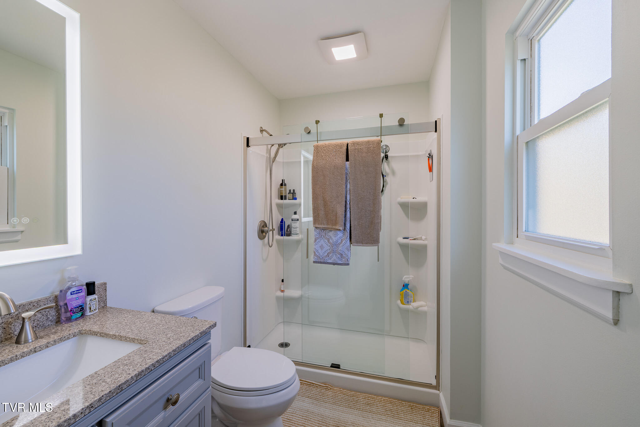 649 Gap Creek Road Elizabethton, TN 37643 - Photo 15 of 46 1R9A2979-HDR