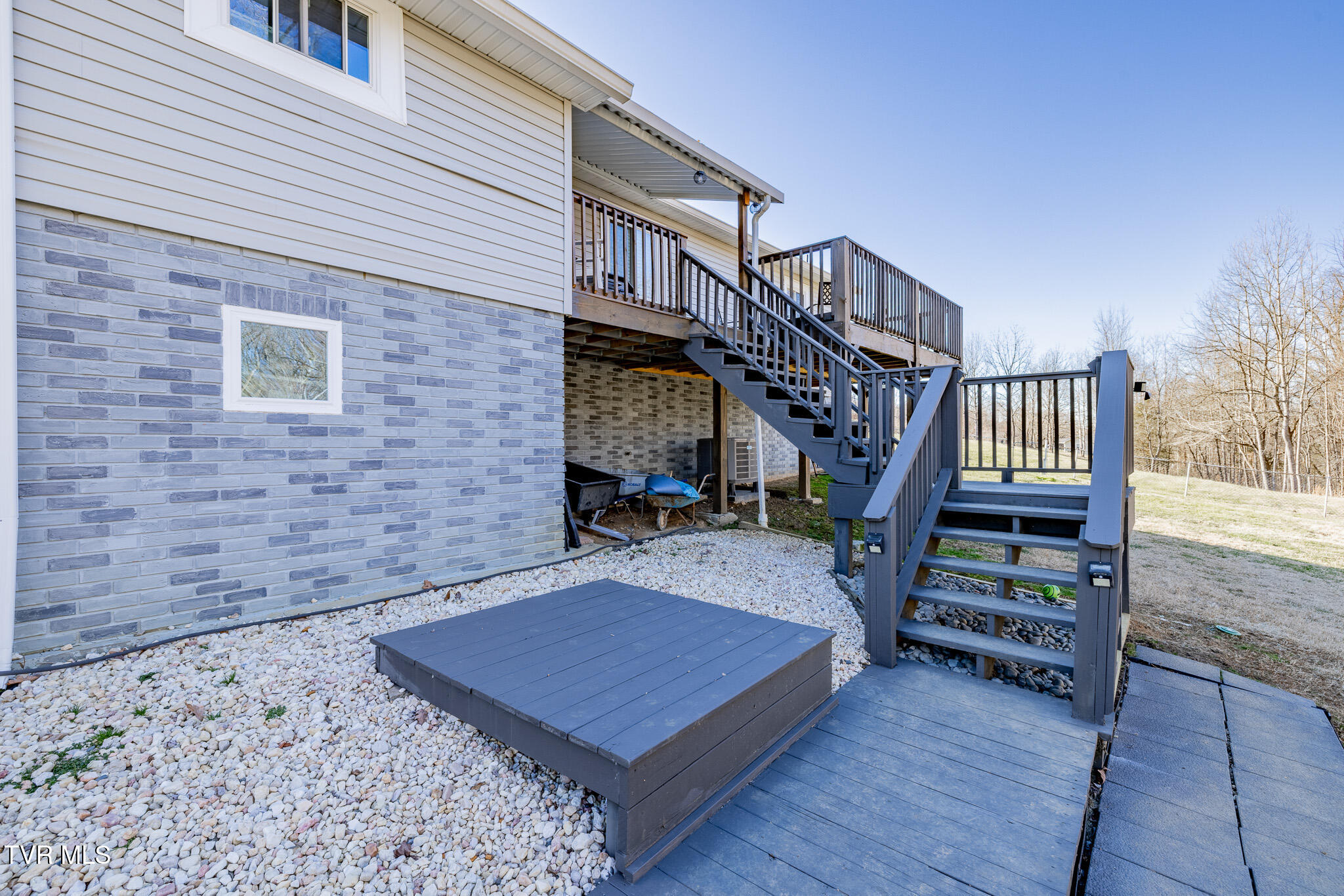 649 Gap Creek Road Elizabethton, TN 37643 - Photo 23 of 46 1R9A3006-HDR