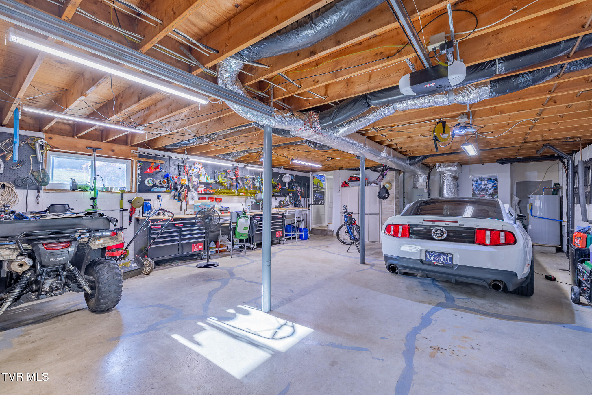 649 Gap Creek Road Elizabethton, TN 37643 - Photo 29 of 46 1R9A2922-HDR