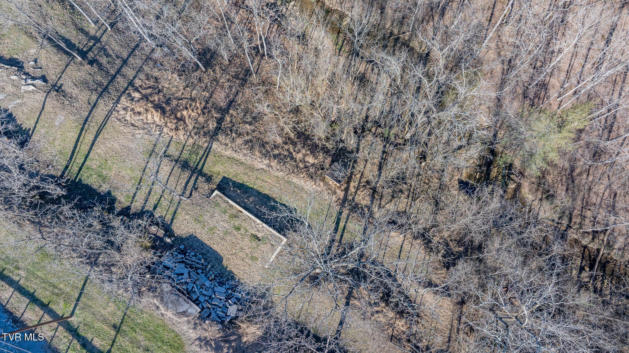 649 Gap Creek Road Elizabethton, TN 37643 - Photo 30 of 46 dji_fly_20260120_143608_0331_17689386452