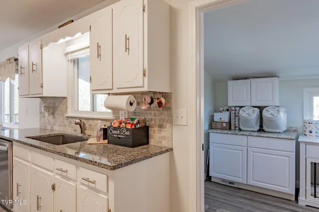 $399,900 | 649 Gap Creek Road, Elizabethton, TN 37643