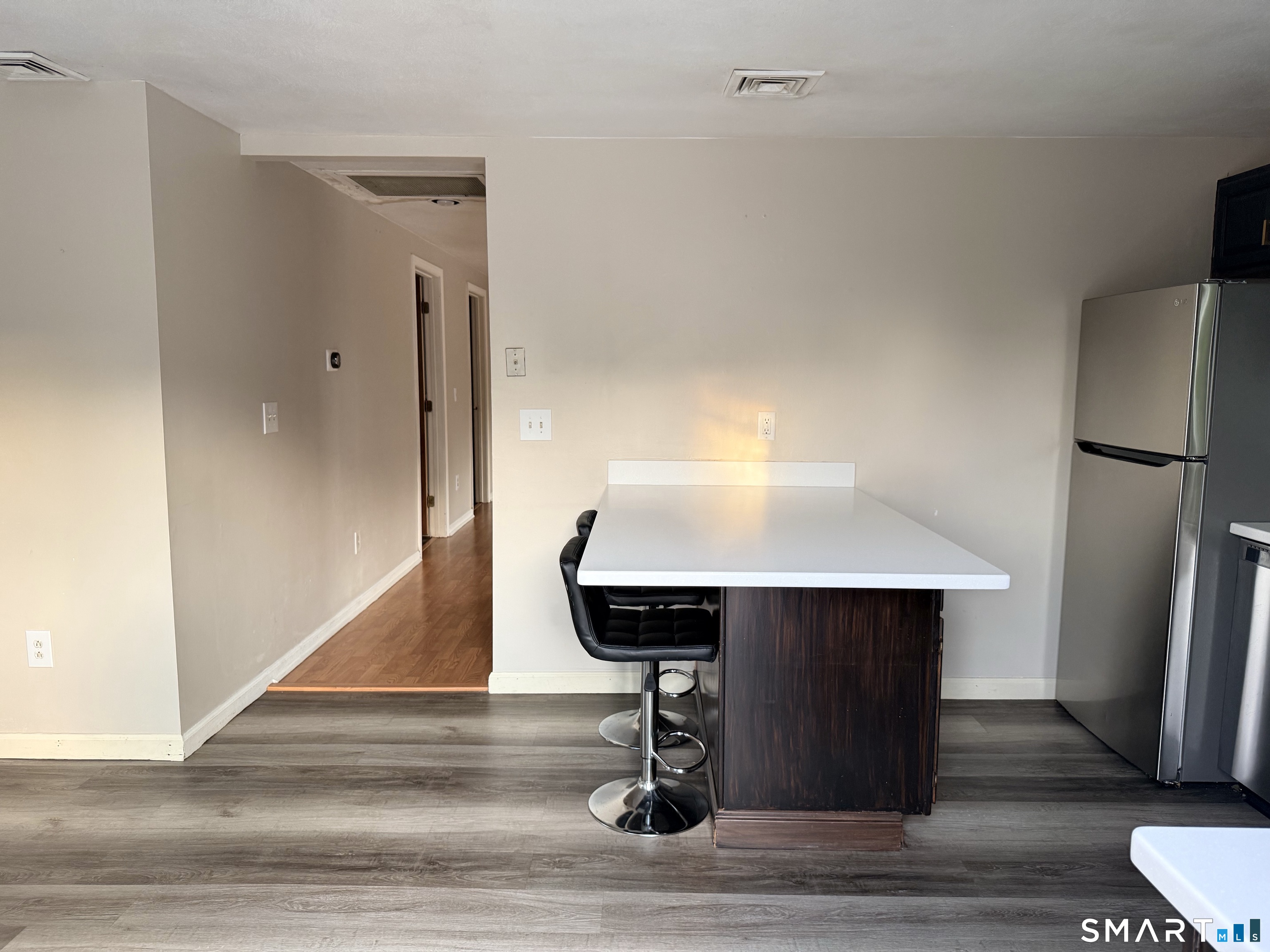 4 Ray Street Seymour, CT 06483 - Photo 3 of 16