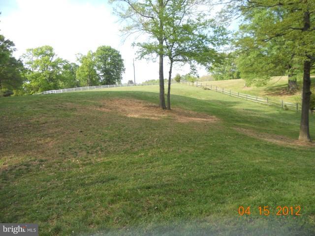 10818 Harley Road Lorton, VA 22079 - Photo 9 of 15 Exterior (General)