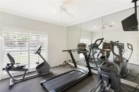 $359,000 | 800 Burgundy, Unit 223, Metairie, LA 70005