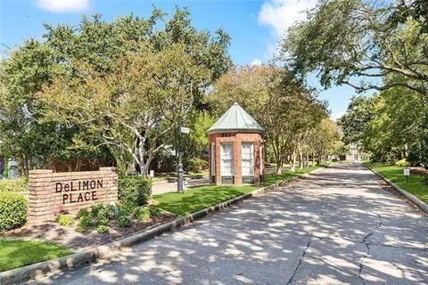$359,000 | 800 Burgundy, Unit 223, Metairie, LA 70005