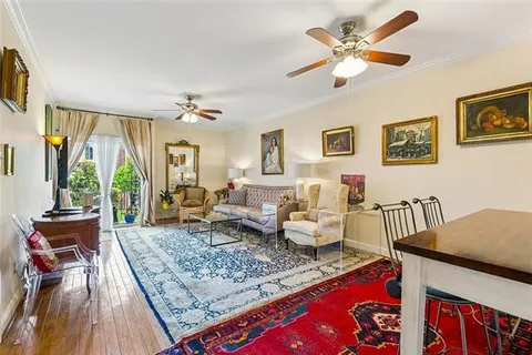$359,000 | 800 Burgundy, Unit 223, Metairie, LA 70005