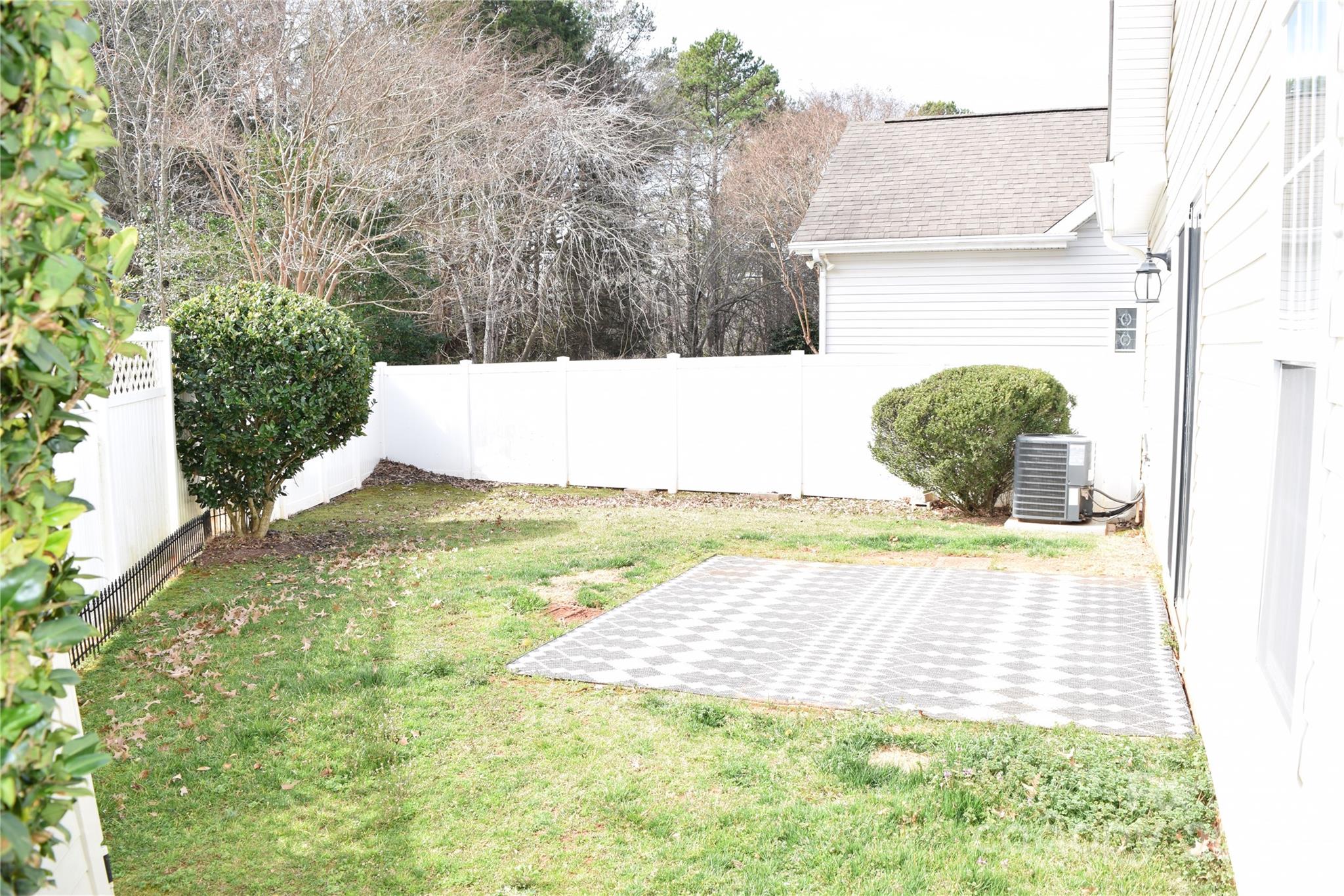 13840 Hastings Farm Road Huntersville, NC 28078 - Photo 32 of 32 a view of a terrace