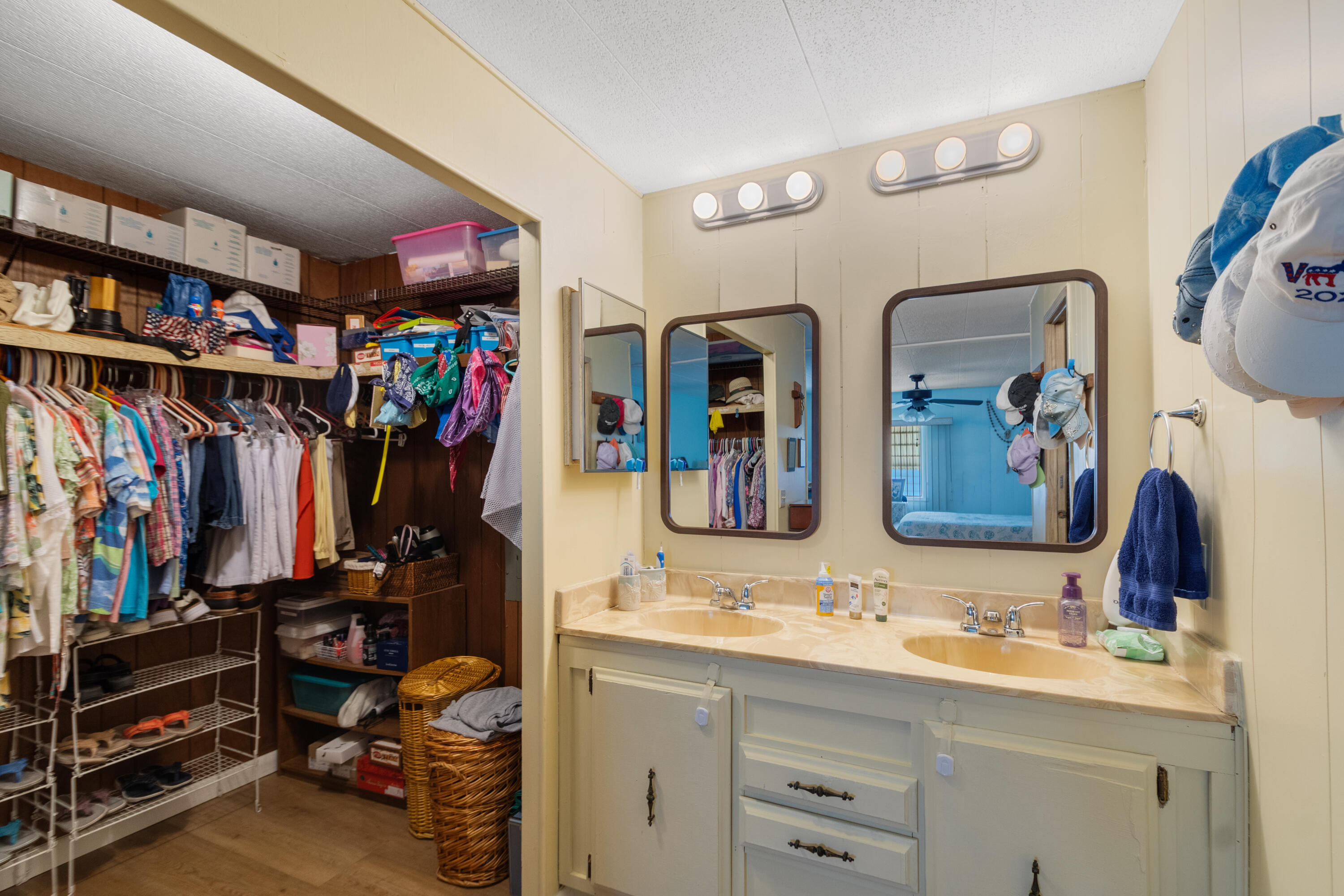 2520 Southeast Penny Lane Stuart, FL 34994 - Photo 17 of 34 Image00035 (1)