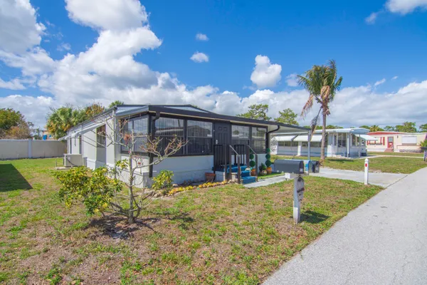 $144,000 | 2520 Southeast Penny Lane, Stuart, FL 34994