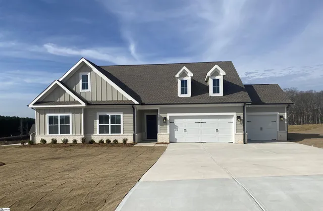 $532,700 | 85 Boggs Road, Pelzer, SC 29669