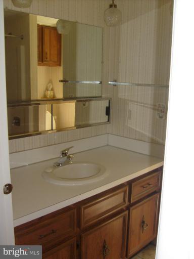 190 Schoolhouse Road Aspers, PA 17304 - Photo 25 of 30 Bath