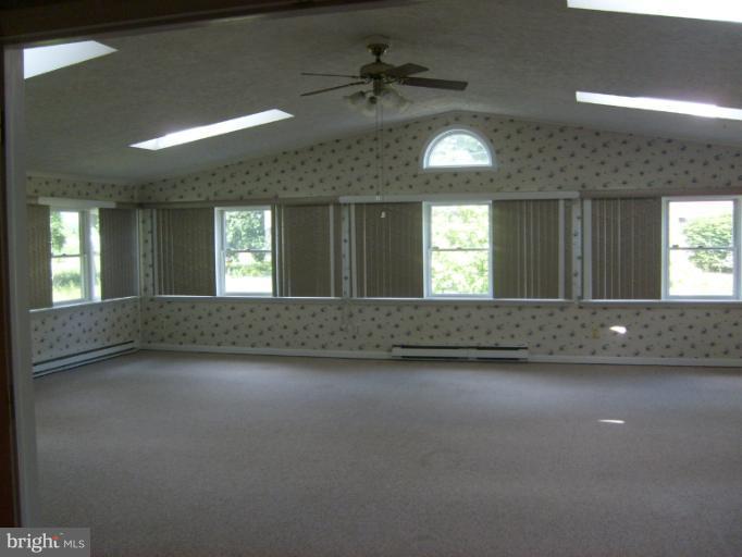 190 Schoolhouse Road Aspers, PA 17304 - Photo 26 of 30 Interior (General)