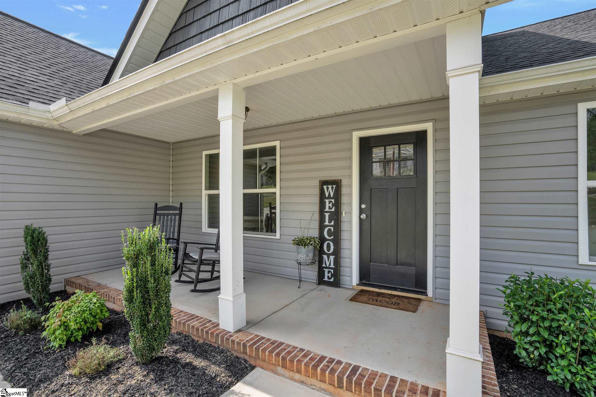 38 Montgomery Road Lyman, SC 29365 - Photo 2 of 29