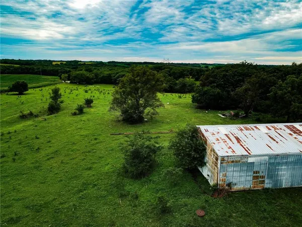 $688,000 | Northwest Grant Road, Maysville, MO 64469