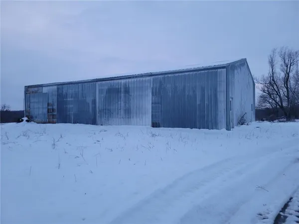 $688,000 | Northwest Grant Road, Maysville, MO 64469