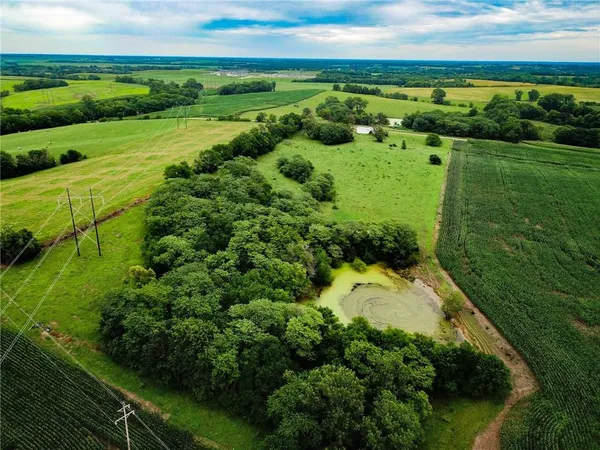 $688,000 | Northwest Grant Road, Maysville, MO 64469