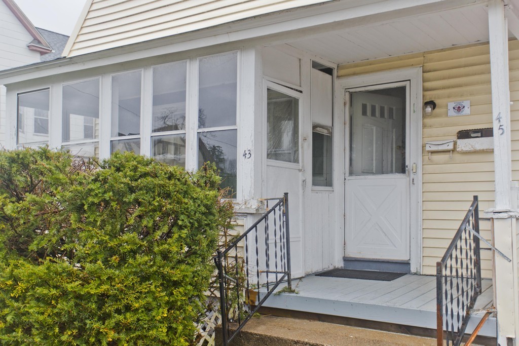 43-45 Pasco Road Springfield, MA 01151 - Photo 4 of 35