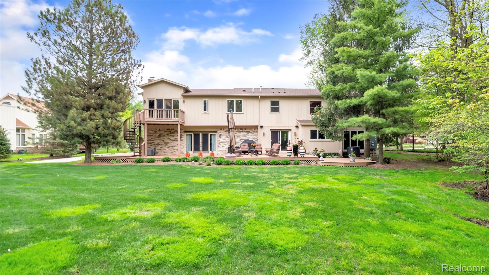 21559 Purlingbrook Road Novi, MI 48375 - Photo 45 of 56 21559-Purlingbrook-Rd-Novi-MI-48375-windowstill-45.jpg