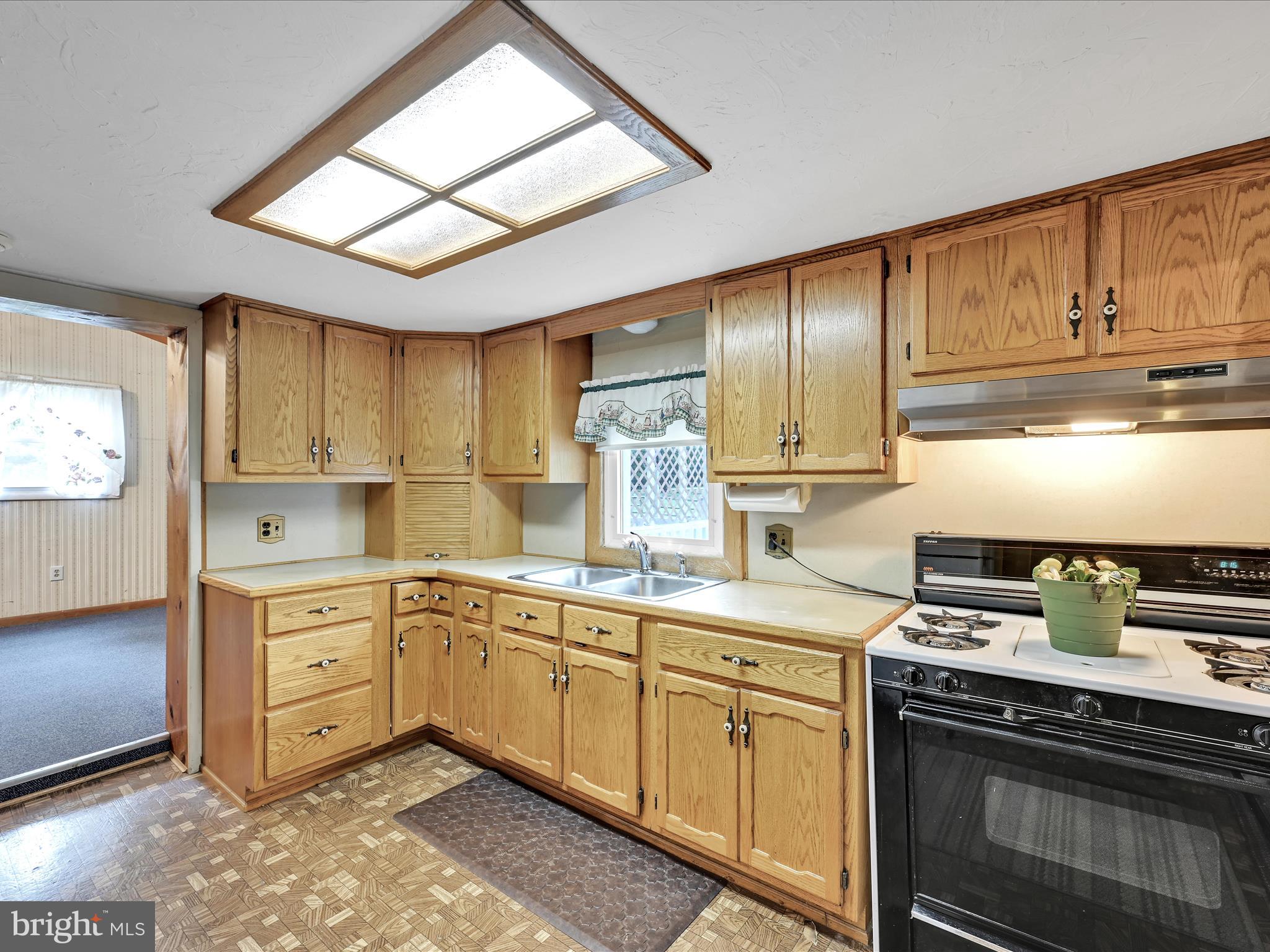 430 Zeigler Road Dover, PA 17315 - Photo 12 of 29 kitchen
