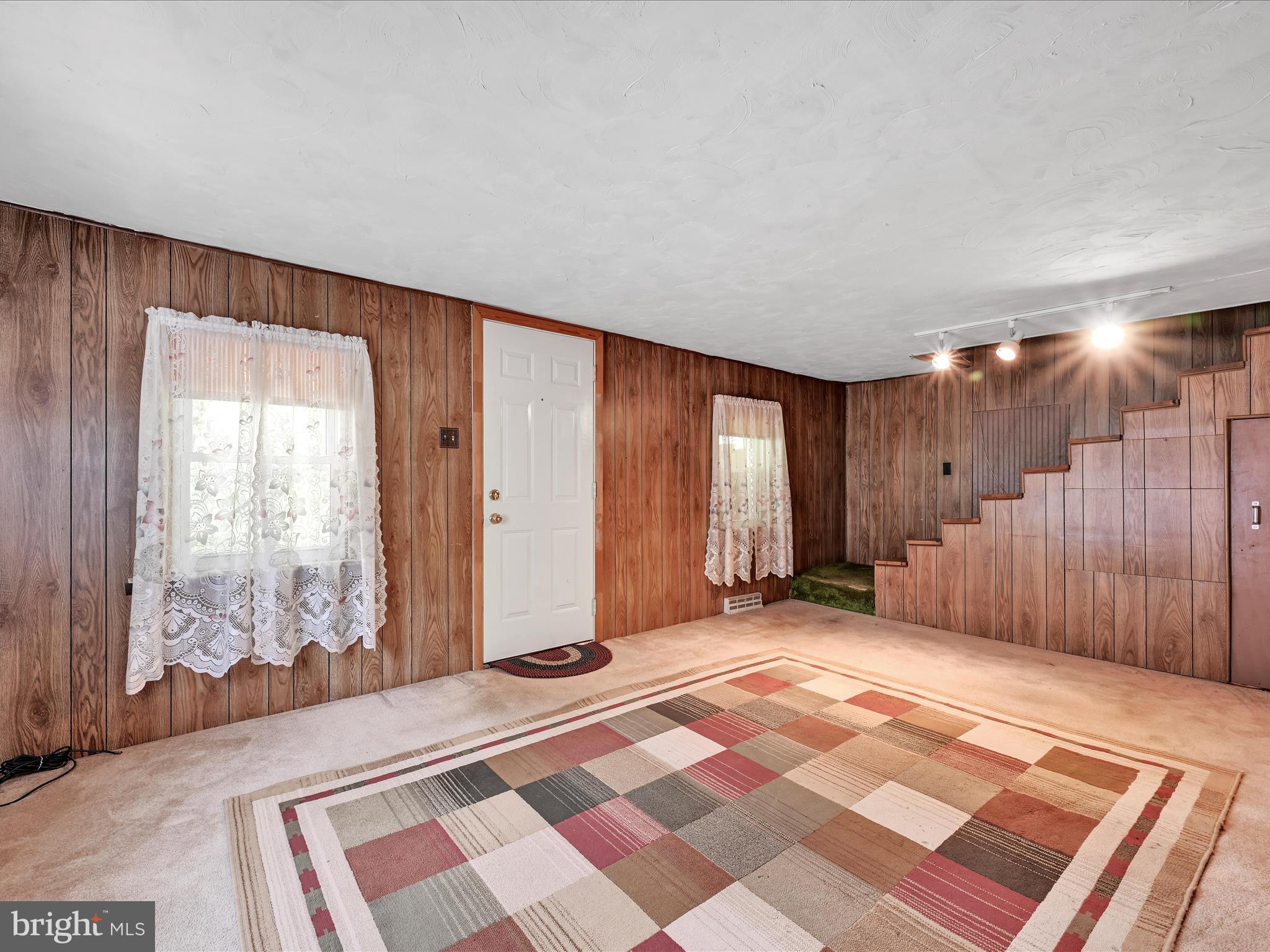 430 Zeigler Road Dover, PA 17315 - Photo 5 of 29 living room