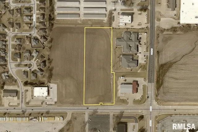 $525,000 | 4701 Maine Street, Quincy, IL 62305