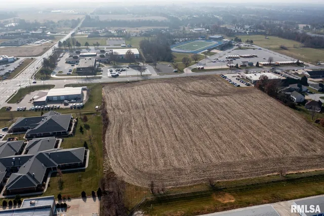 $525,000 | 4701 Maine Street, Quincy, IL 62305