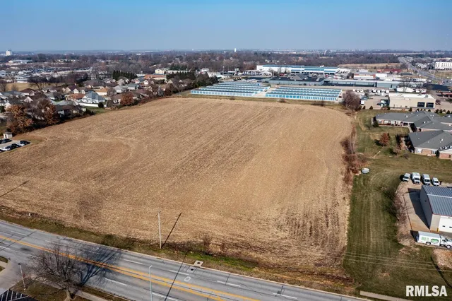 $525,000 | 4701 Maine Street, Quincy, IL 62305