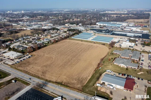 $525,000 | 4701 Maine Street, Quincy, IL 62305