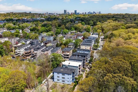 $799,000 | 319 Forest Hills Street, Unit 2, Boston, MA 02130
