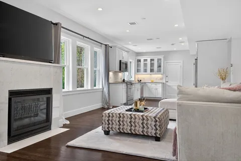 $799,000 | 319 Forest Hills Street, Unit 2, Boston, MA 02130