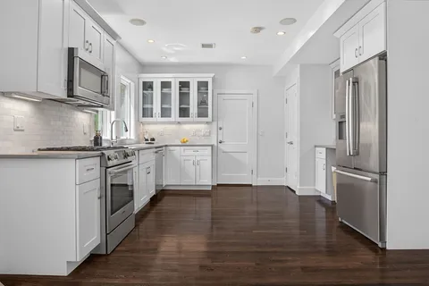 $799,000 | 319 Forest Hills Street, Unit 2, Boston, MA 02130