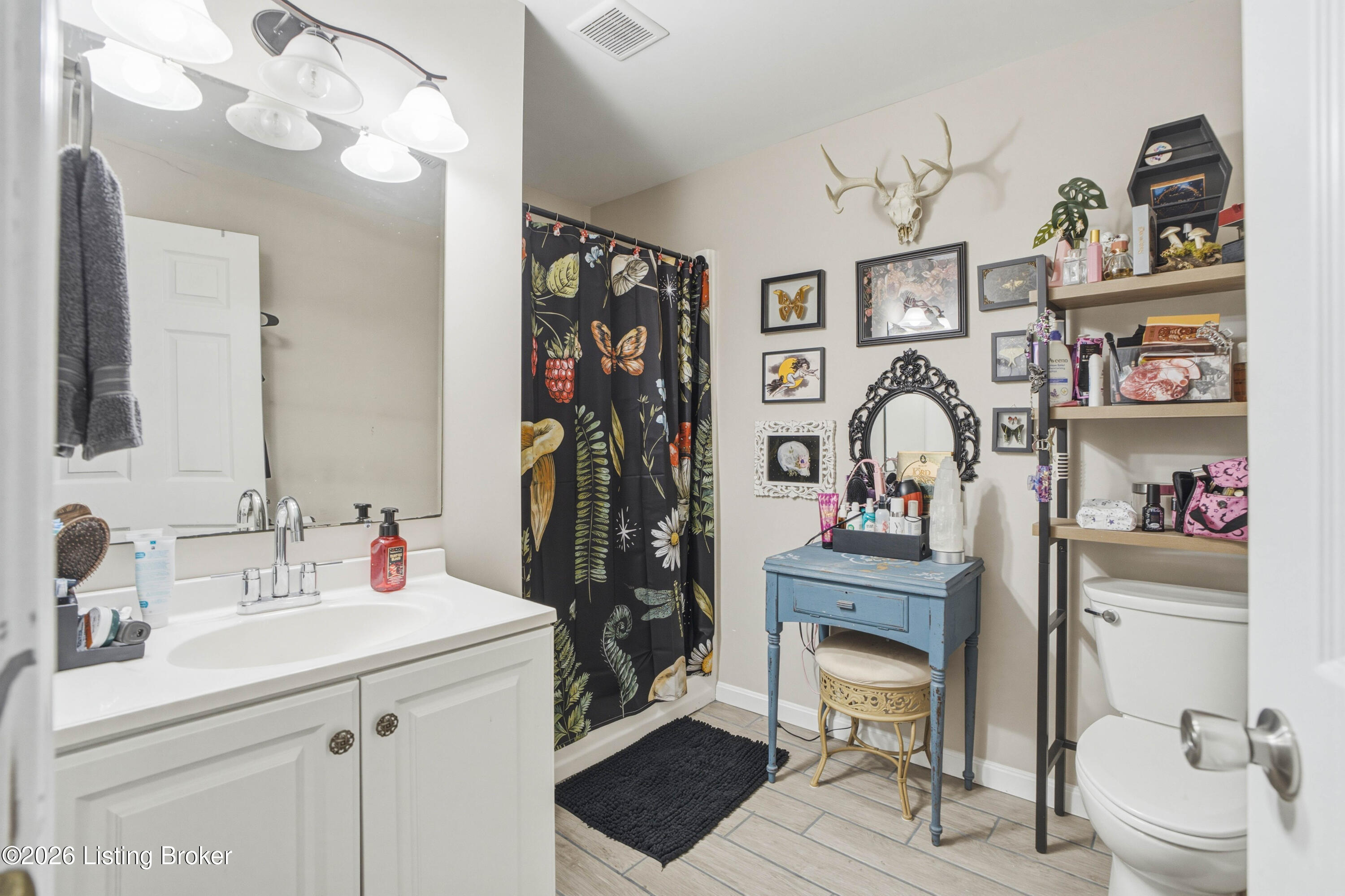 957 Wildflower Ridge Road Brandenburg, KY 40108 - Photo 33 of 70 39-Bathroom-Ensuite