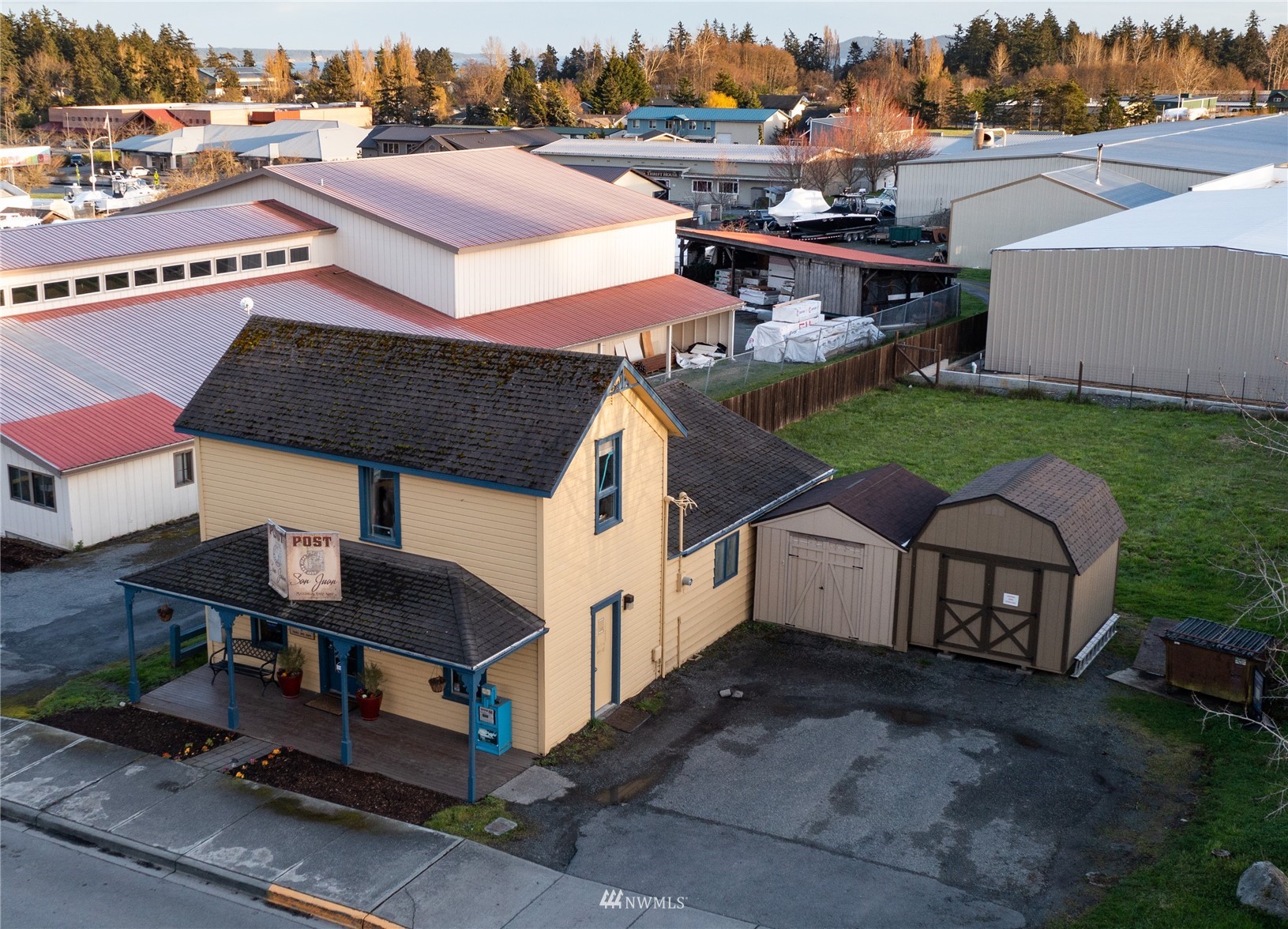 685 Spring Street Friday Harbor, WA 98250 - Photo 21 of 23 an aerial view of a house with swimming pool and a yard