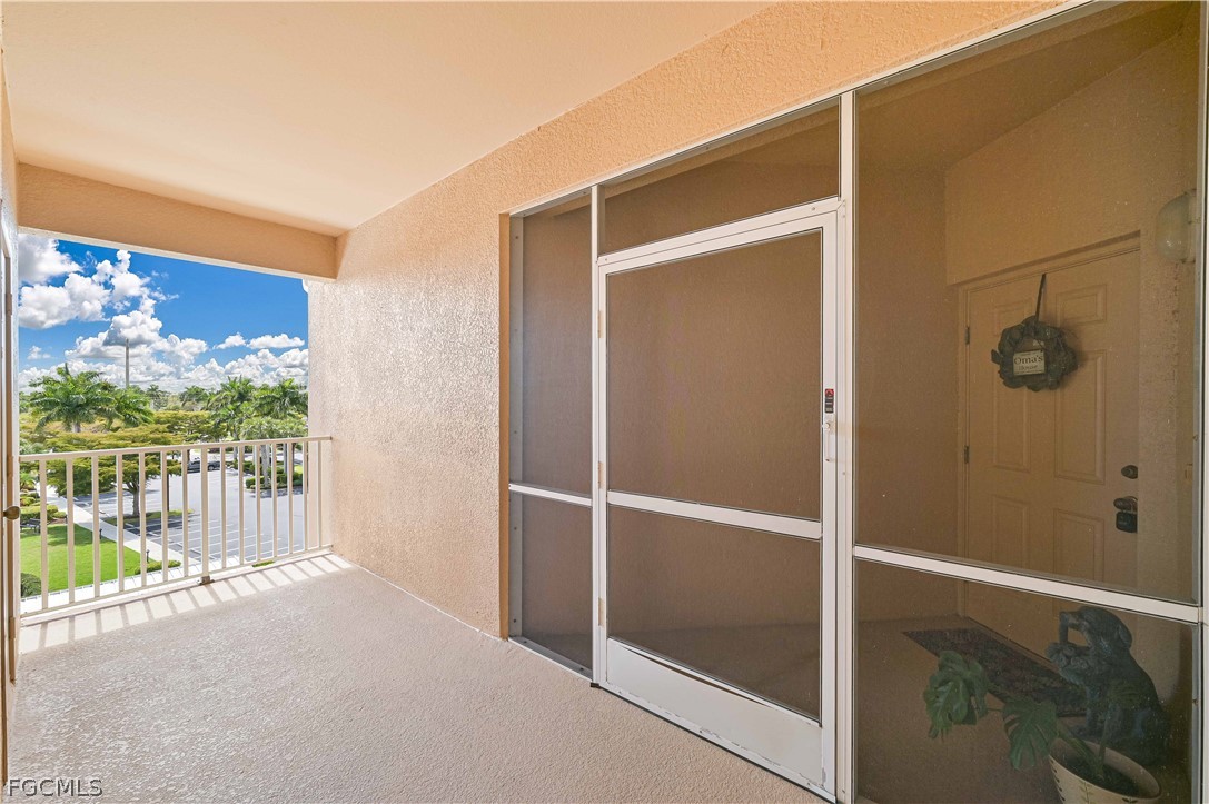 8251 Pathfinder Loop, Unit 641 Fort Myers, FL 33919 - Photo 6 of 37 a view of closet