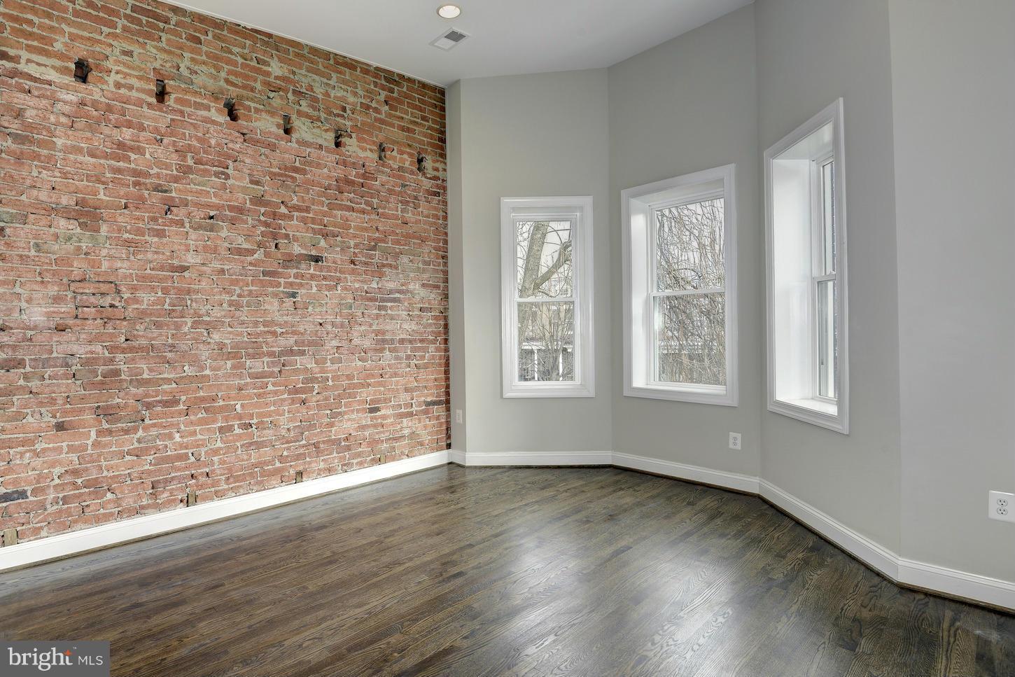 902 11th Street Northeast Washington, DC 20002 - Photo 15 of 30 Bedroom (Master)
