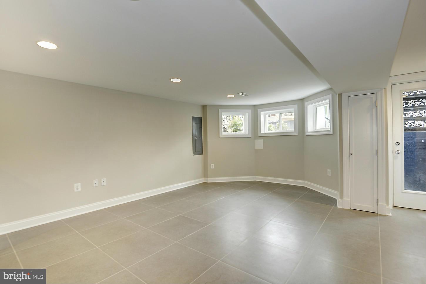 902 11th Street Northeast Washington, DC 20002 - Photo 23 of 30 Bedroom