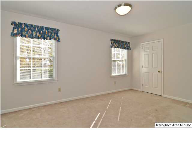 2541 Dolly Ridge Road Vestavia Hills, AL 35243 - Photo 26 of 32
