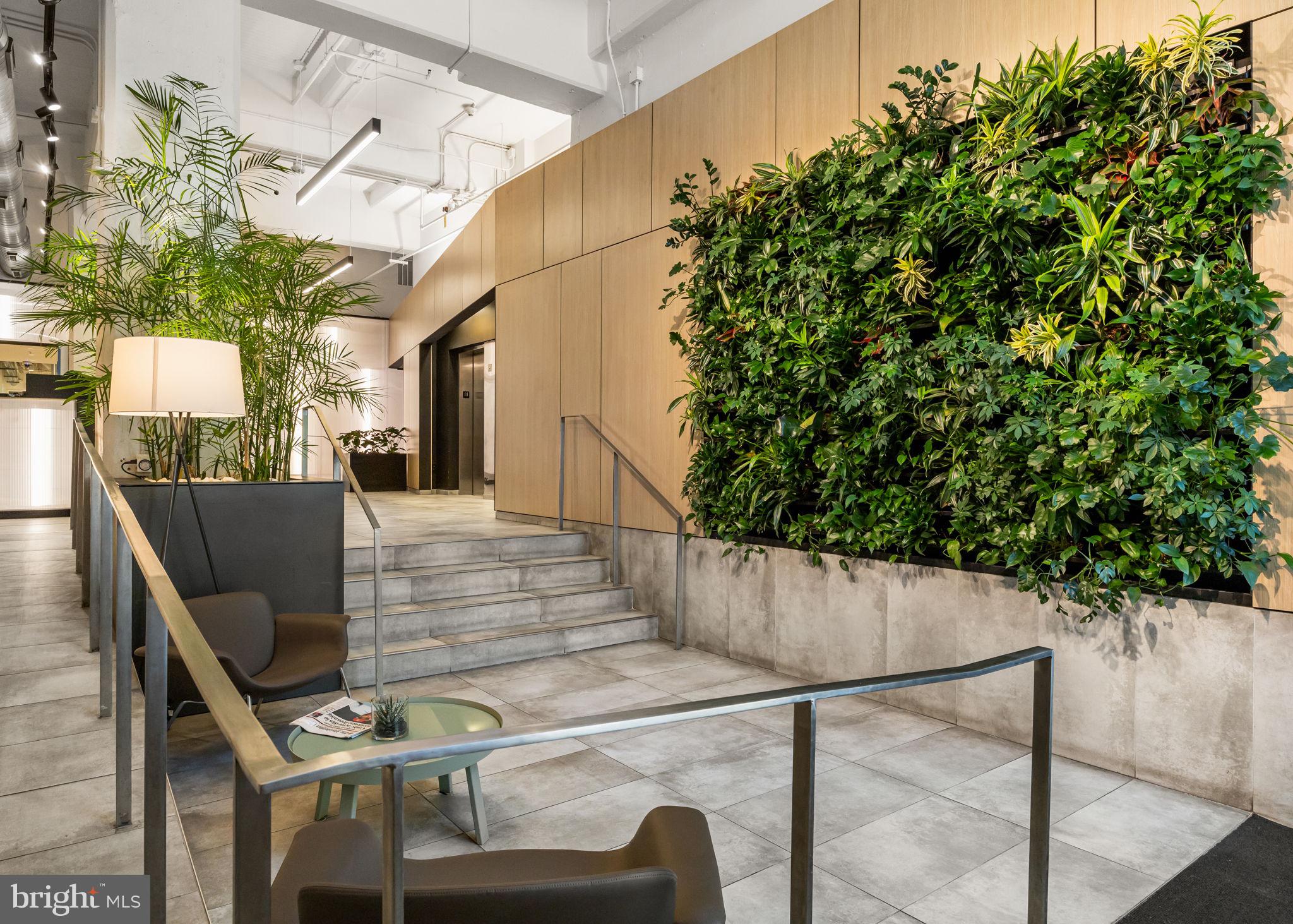 2200-28 Arch Street, Unit 716 Philadelphia, PA 19103 - Photo 26 of 35 a view of deck with patio