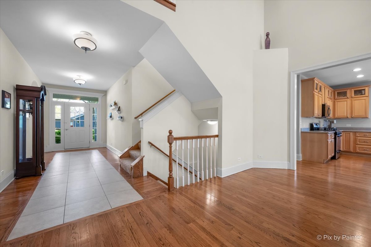 524 Tower Place Fox River Grove, IL 60021 - Photo 11 of 64