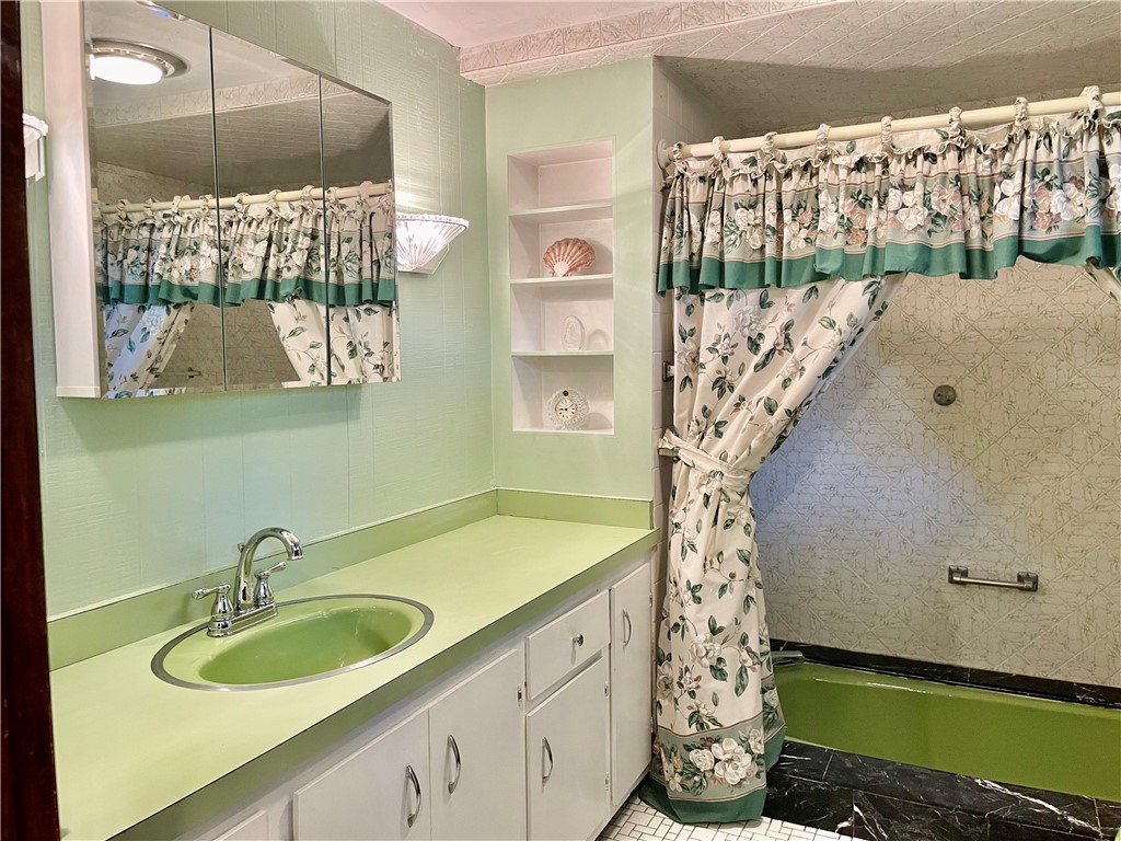 314 George Waterman Road Johnston, RI 02919 - Photo 17 of 45