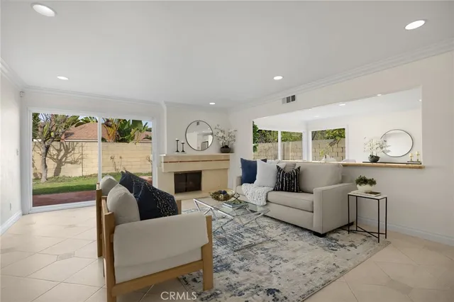 $1,600,000 | 6781 Bridgewater Drive, Huntington Beach, CA 92647