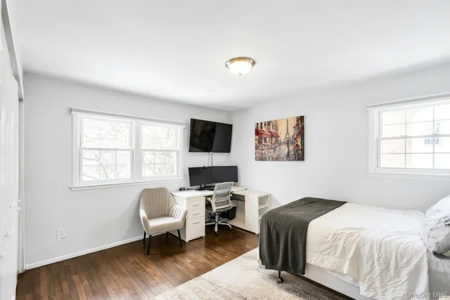 $1,599,000 | 2043 Ripley Lane, Merrick, NY 11566