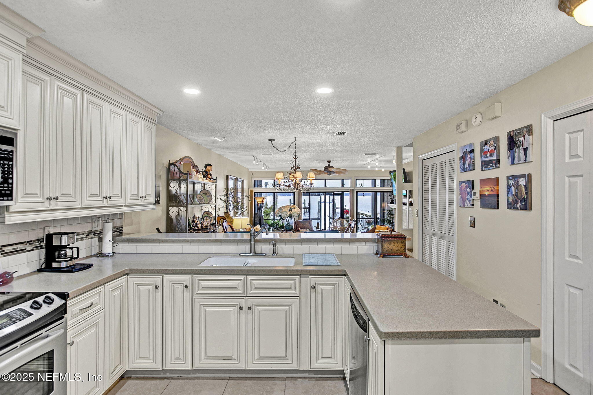 321 Scenic Point Lane Fleming Island, FL 32003 - Photo 11 of 38 Spacious Kitchen