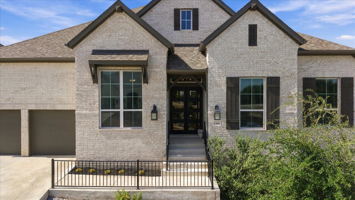 1309 Firebush Road Leander, TX 78641 - Photo 8 of 40 Gallery Image 8