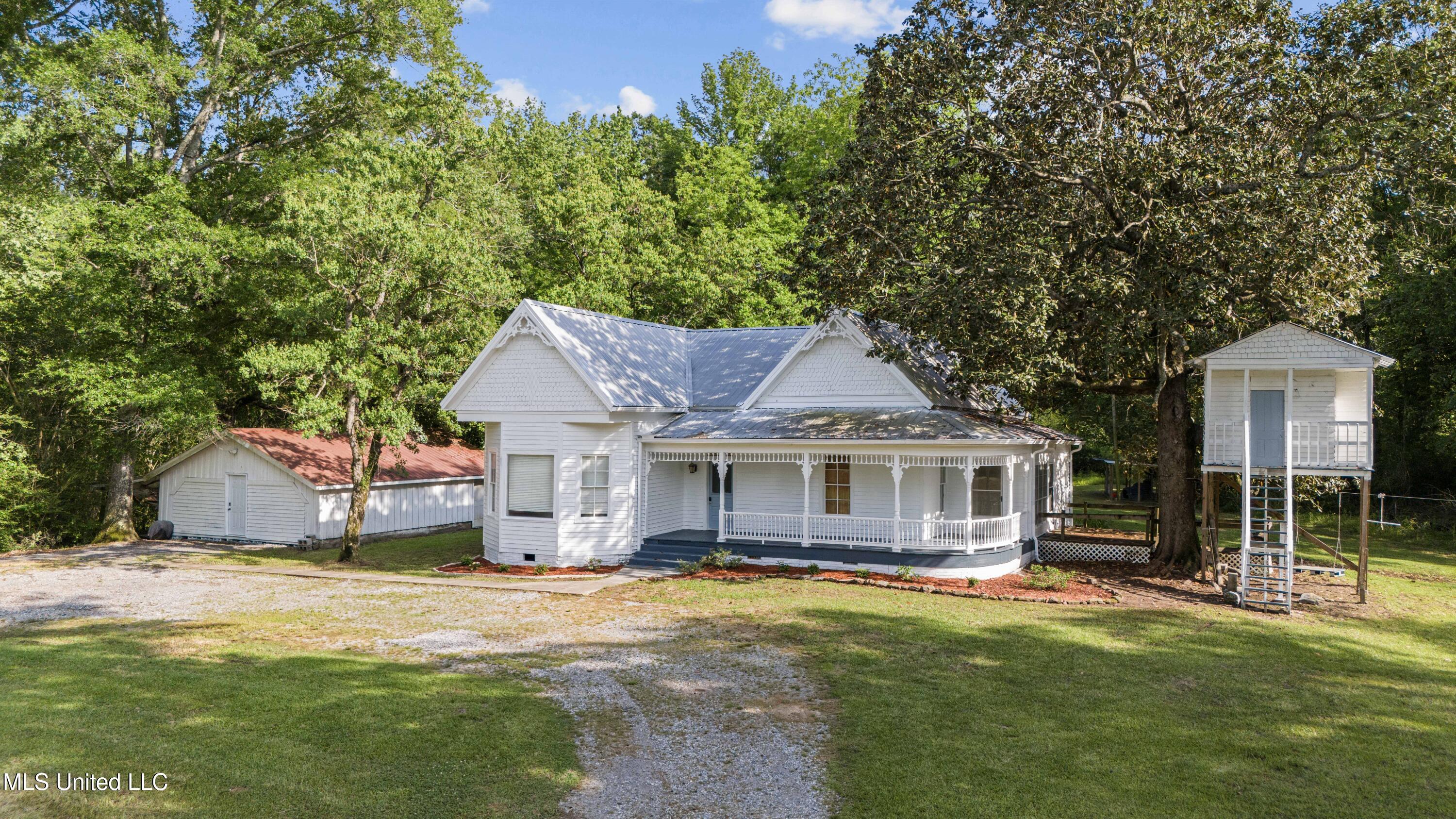 5079 Morton-Marathon Road Pulaski, MS 39152 - Photo 1 of 46 DJI_20250428164919_0110_D